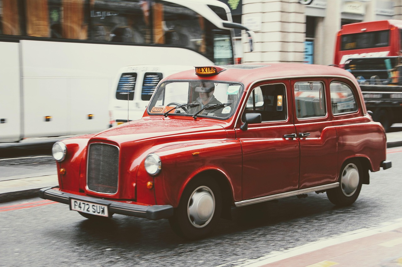 Jakie dokumenty przygotować do wyceny ubezpieczenia taxi?